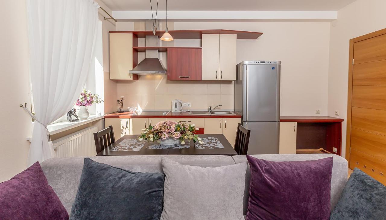 Dvieju Kambariu Butas Klaipedos Centre Appartement Klaipėda Buitenkant foto